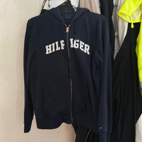Tommy Hilfiger zip up sweatshirt/hoodie - Picture 1 of 4